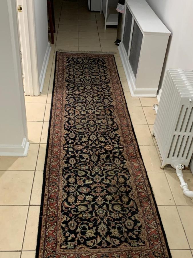 Renovated English Basement 2Bdrm Home Near Metro 워싱턴 외부 사진